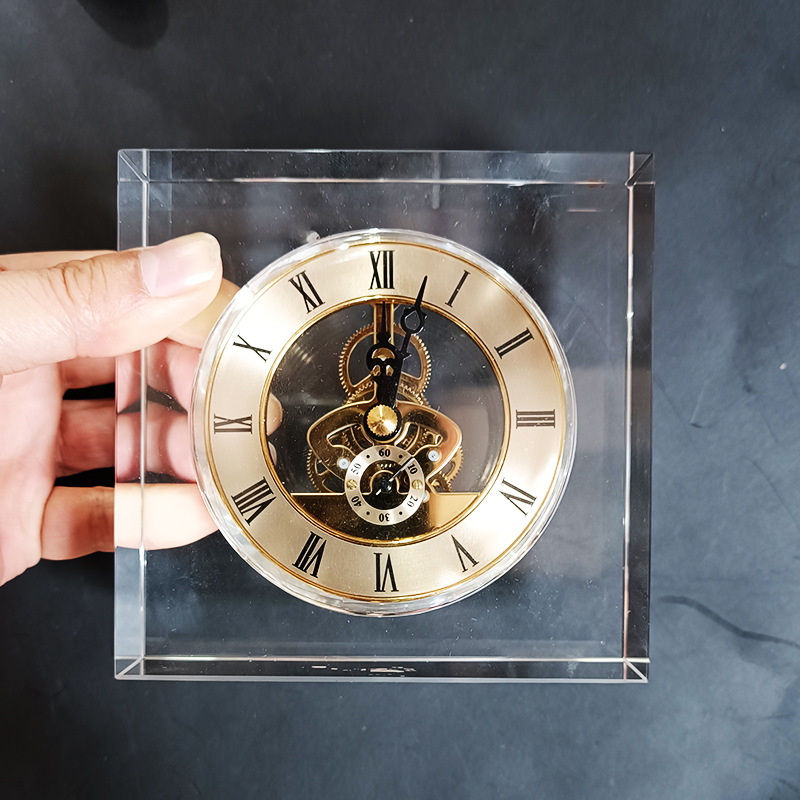 Accessories For Your Gaming Room - Crystal Silent Table Clock Luxury Nordic