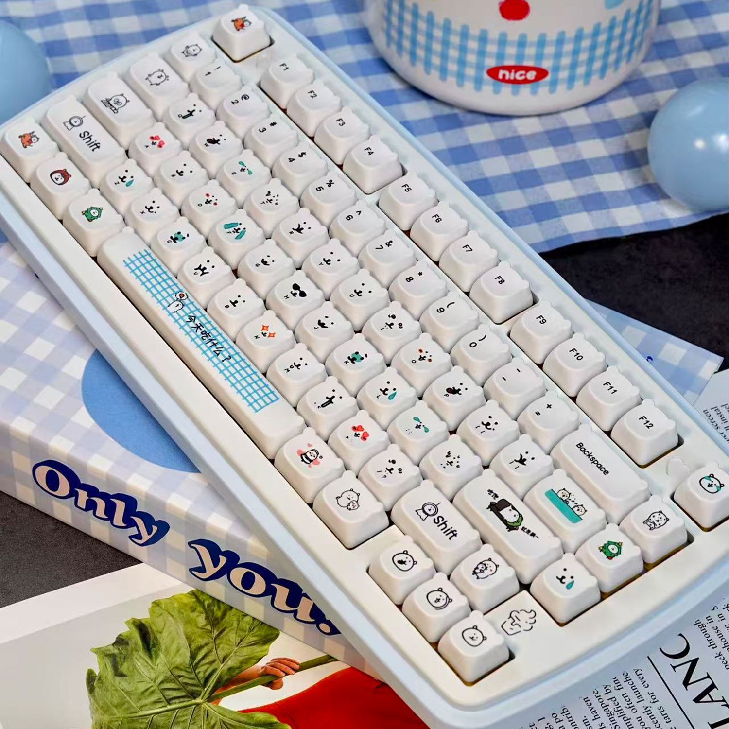Kawaii Cartoon Joke Bear PBT K - Gaming Accessories Aesthetic 评论和价格